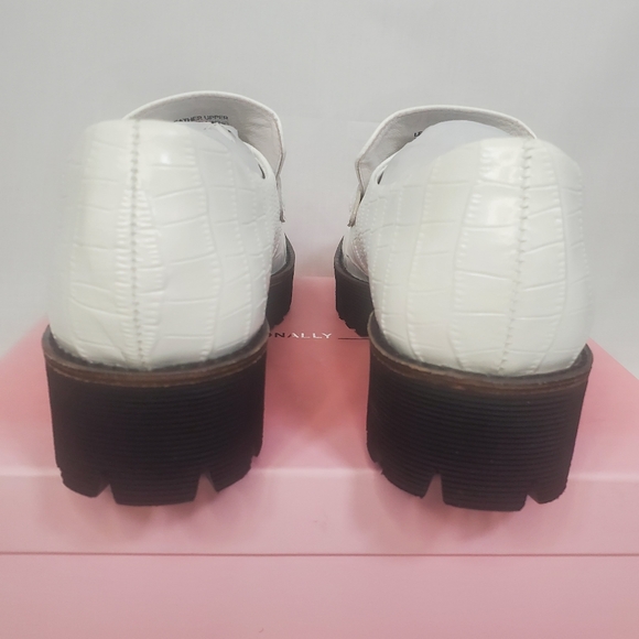 Intentionally Blank HK2 Women's Croc Leather Loafer | White | NIB | PICK SIZE - Picture 5 of 11